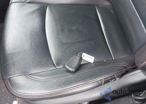 2018 Chevrolet Malibu Lt из США, поврежденный, VIN 1G1ZD5ST2JF261900